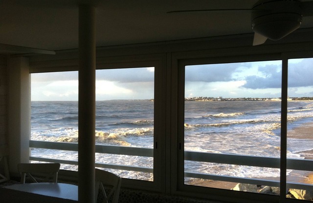LA VIGIE - APART ON THE BEACH, FEET IN THE WATER - EXCEPTIONAL SEA VIEW