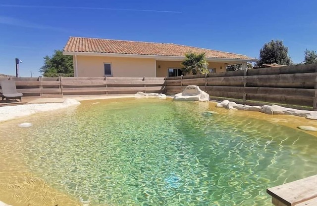 La villa Océan - Swimming pool and pétanque court, LA VILLA OCEAN