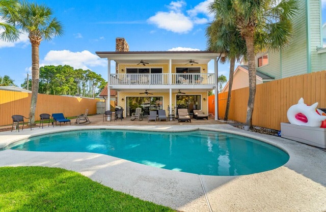 Lagoon Beach House: Dock, Pool, & Beach Nearby! Sleeps 11!