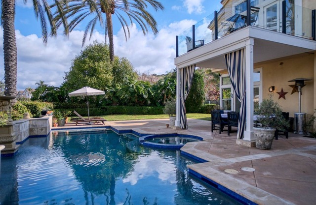 Laguna Oasis - beautiful pool home only three miles from the ocean