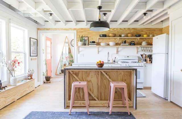 Laid-Back Montauk Bungalow btwn Surf Lodge & Beach