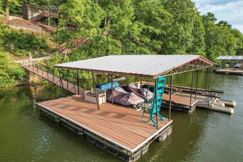 Lake Cabin & Dock - A True Ozarks Experience!