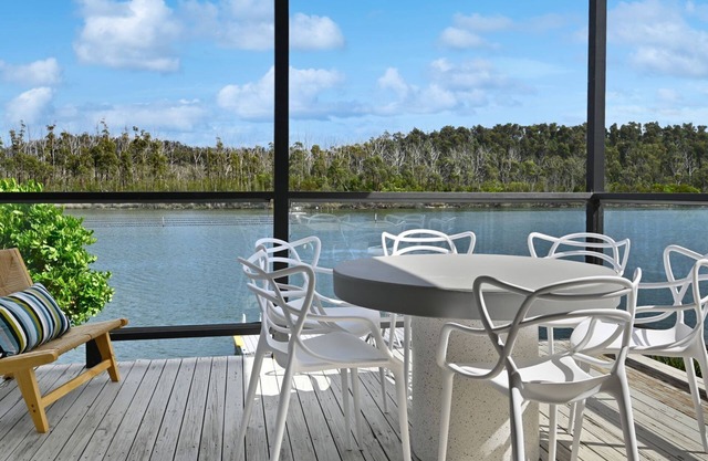 Lake Conjola, Deepwater Resort Cabin 21
