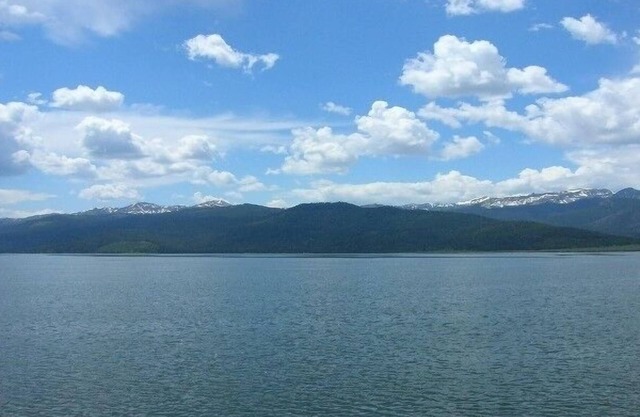 Lake Front Log Cabin with Boat Slip