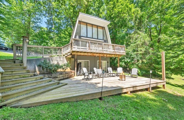 Lake Front, Private Dock