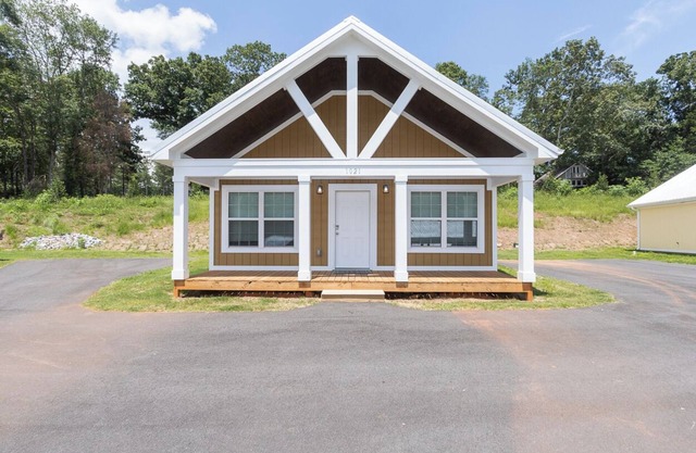 Lake Hartwell Cabins-15 Minutes to Clemson-Near Green Pond Landing