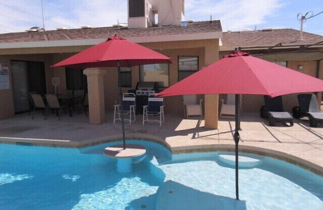 Lake Havasu Home with heated Pool, just 3 minutes from the Lake