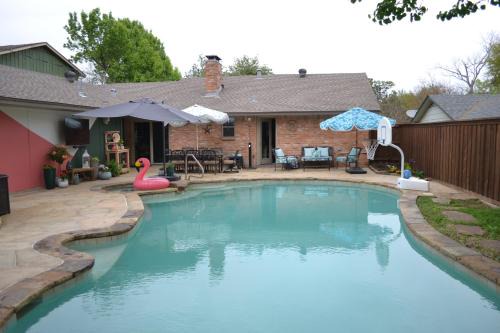 Lake Highlands Retreat