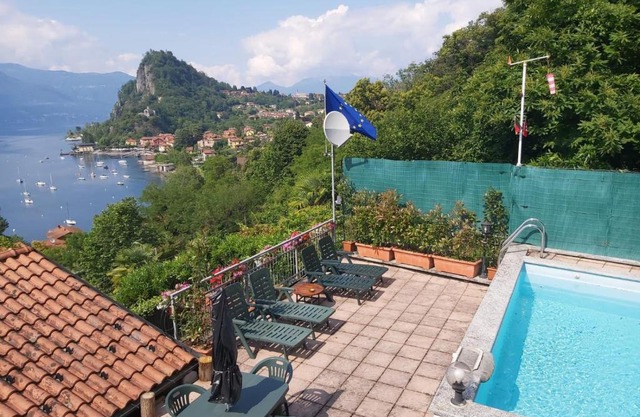 Lake Maggiore - Elegant House with Lake View and Private Pool