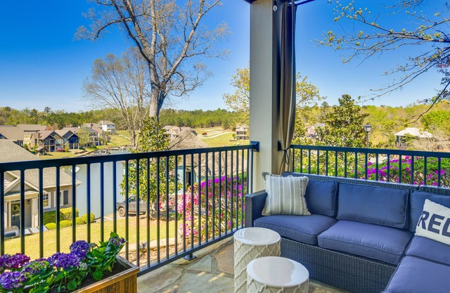 Lake Martin Condo w/Community Perks & Views!