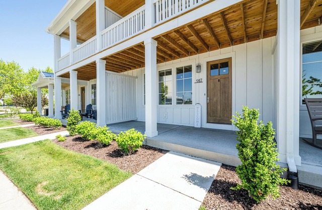 Lake Michigan Retreat with pool in St. Joseph