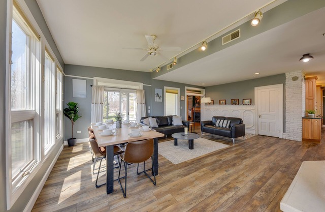 Lake Michigan Vacation Rental w/Private Beach!