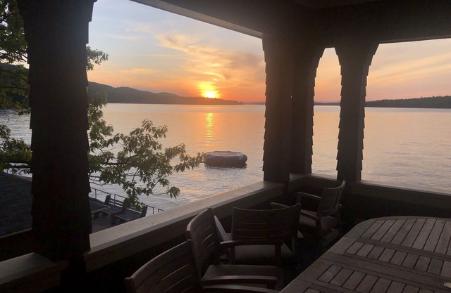 Lake Winnipesauke compound sleeps 22 in 13 bedrooms stunning sunset views