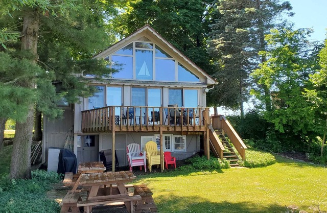 Lakefront Cottage on Chautauqua Lake