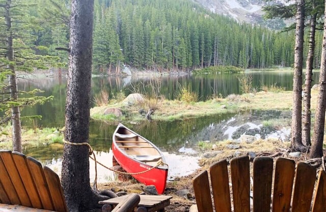 Lakefront Cozy Cabin in the Mountains !