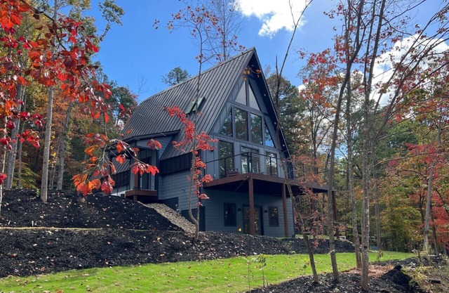 Lakefront Keowee Luxury Cottages 129