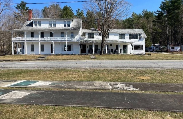 Lakefront Lodge on Brant Lake