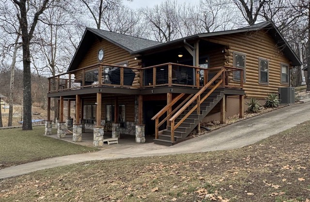 Lakefront Luxury Log Cabin on Grand Lake O’ the Cherokees