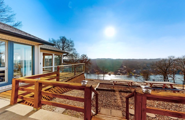 Lakefront paradise with amazing views, private dock, washer/dryer, & central AC