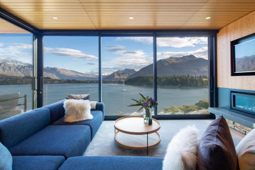Lakehouse 2- Free Parking- Walk To Town- Air Con