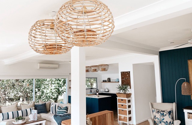 Lakehouse at Conjola - luxury lakeside escape - stunning views right on the lake