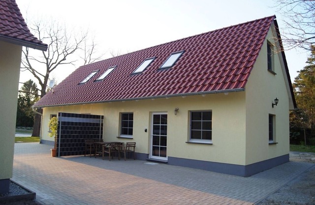 Lakeland vacation home in Geierswalde - House "Bärwalder See"