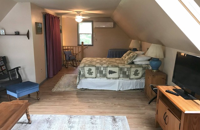 Lakeside Loft in the Maine Woods an hour from Acadia National Park