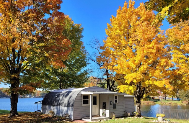 Lakeside Quonset Hut, Cozy And Romantic