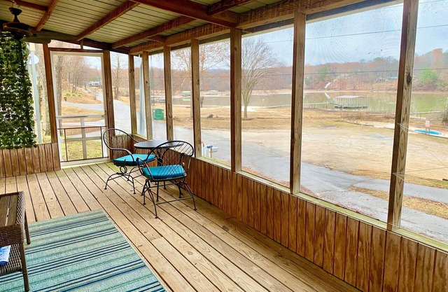 Lakeview Retreat