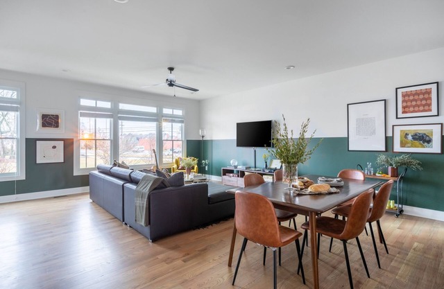 Lambert by AvantStay | Stunning 4BR Condo in Heart of Nashville
