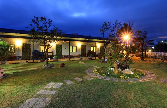 Lan Hai Inn