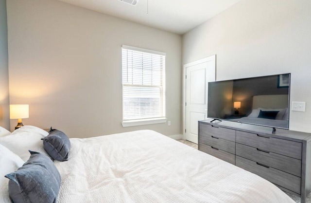 Landing at Crowne at Briargate - 2 Bedrooms in Briargate