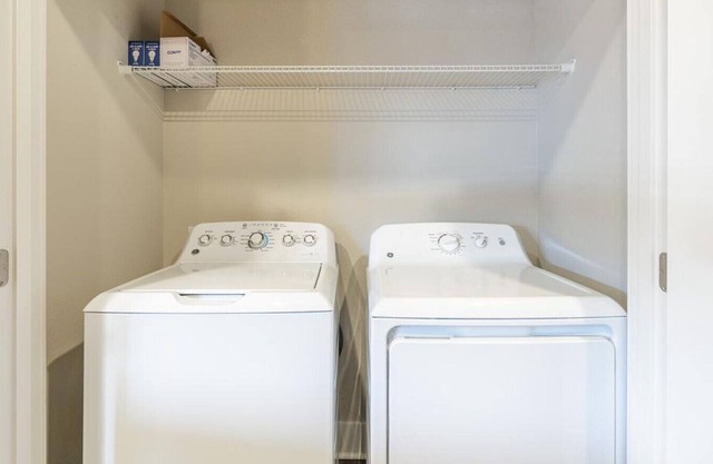 Landing at Crowne at Briargate - 1 Bedroom in Briargate
