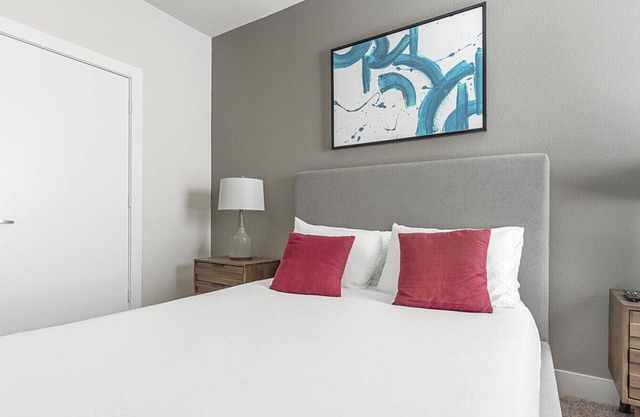 Landing at Esperanza - 1 Bedroom in Alamo Ranch/Westover Hills