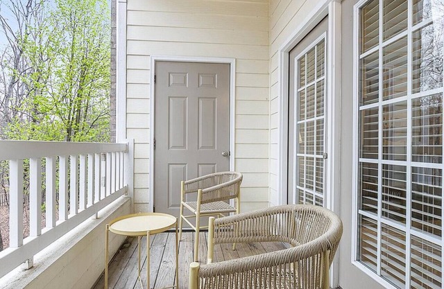 Landing at Hawthorne at Horse Pen Creek - 2 Bedrooms in Downtown Greensboro