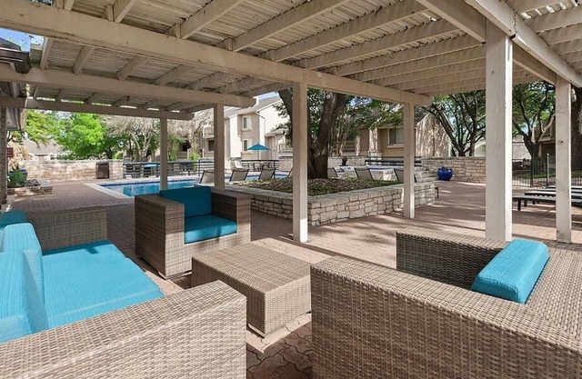Landing at Morgan - 2 Bedrooms in Downtown Austin