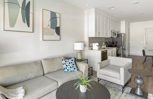 Landing at The Gallery - 1 Bedroom in West Hunt.