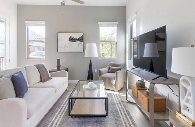 Landing | Chic 1BD, Pool
