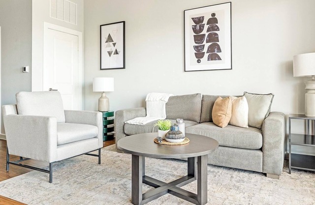 Landing | Chic 1BD, Yoga Studio, Gym