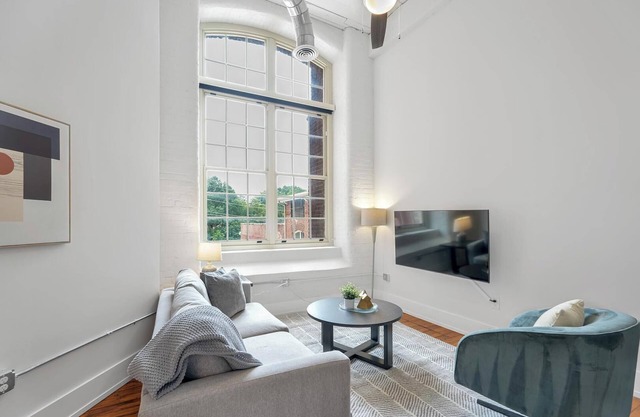 Landing | Modern 1BD, Gym, Yoga Studio