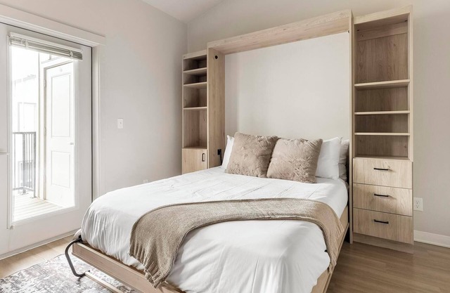 Landing | Spectacular Studio, Gym, Clubhouse