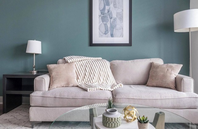 Landing | Stylish 1BD, Courtyard, Gym
