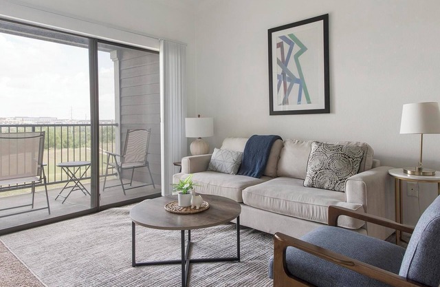 Landing | Stylish 2BD, Clubhouse, Gym