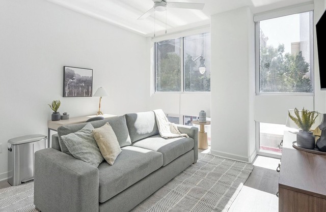Landing | Stylish Studio, Gym, Yoga Studio