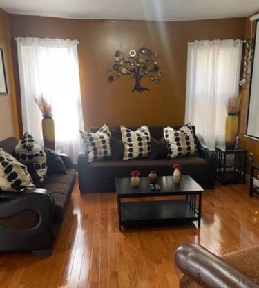 Large 3 BRM 2 Bath Near EWR NYC