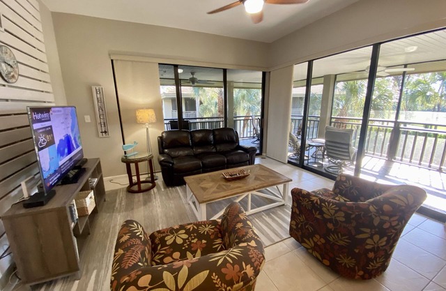 LARGE 3RD. FLOOR CORNER UNIT W/GOLF COURSE VIEWS FROM SPACIOUS WRAP AROUND LANAI
