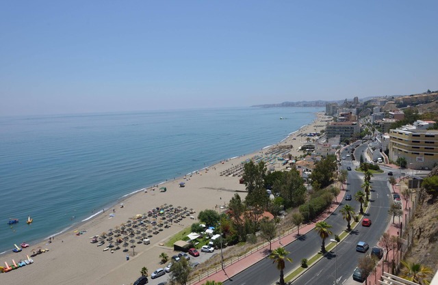 Large apartment with large terrace and wonderful sea view