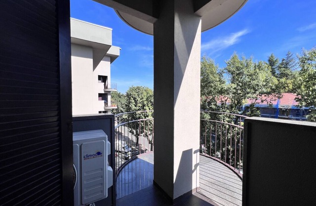 Large Business apartment between Milano and Malpensa Airport.