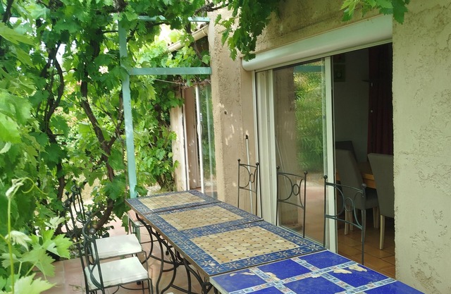 Large detached house in the Verdon nature park.
