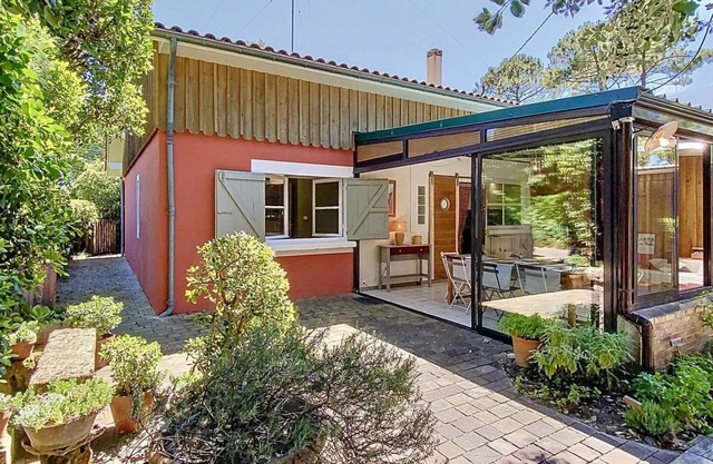 Large House, 2 bedrooms and 1 mezzanine, 6 people, Longarisse, lake of Lacanau